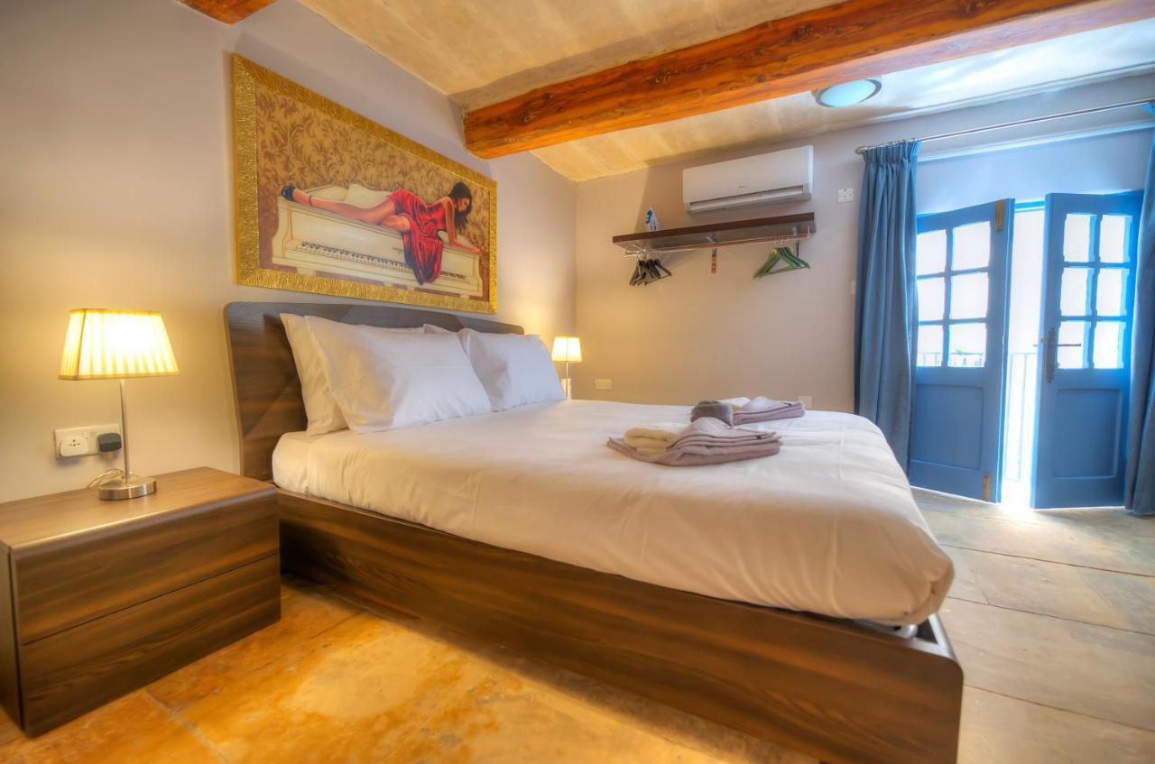Romantic And Historical Maisonette In The Center Of Valletta Mbal1-1 Exterior photo