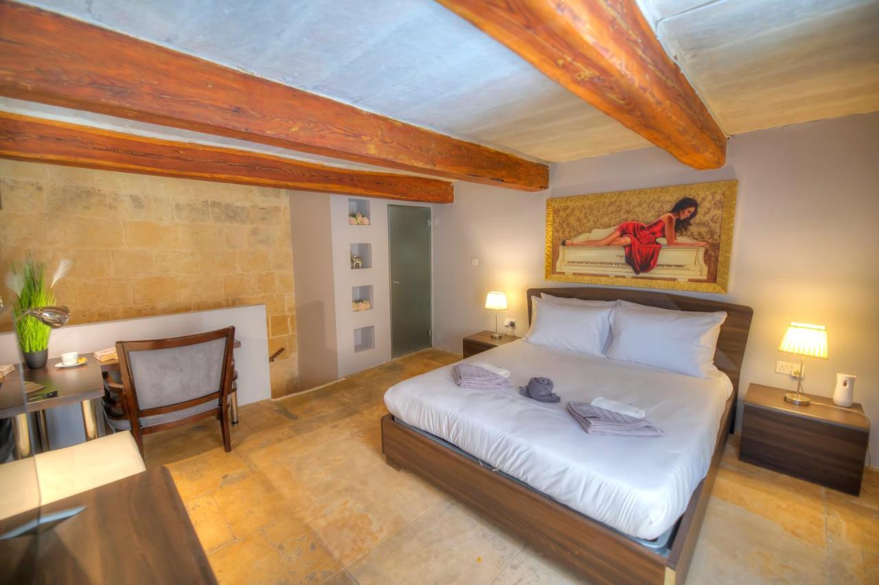 Romantic And Historical Maisonette In The Center Of Valletta Mbal1-1 Exterior photo