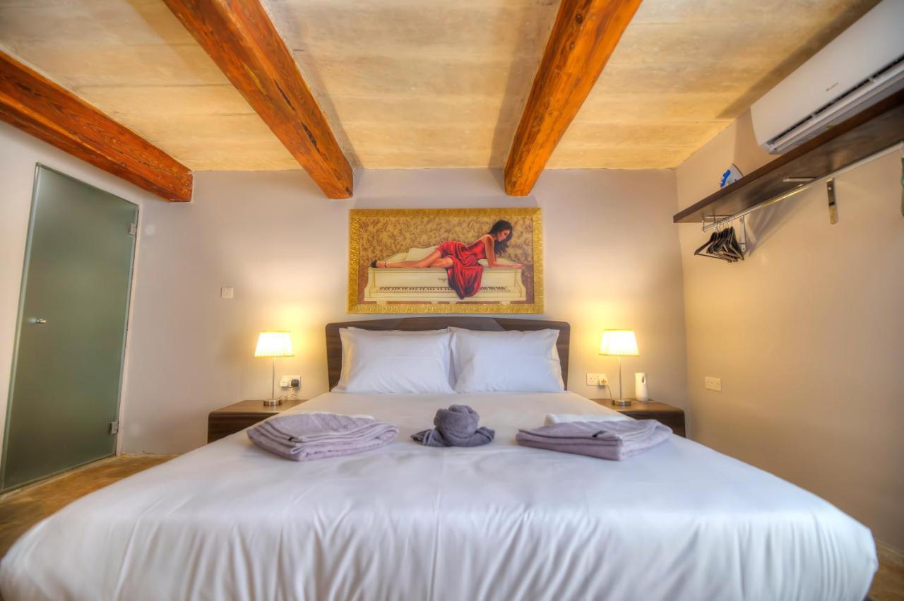 Romantic And Historical Maisonette In The Center Of Valletta Mbal1-1 Exterior photo